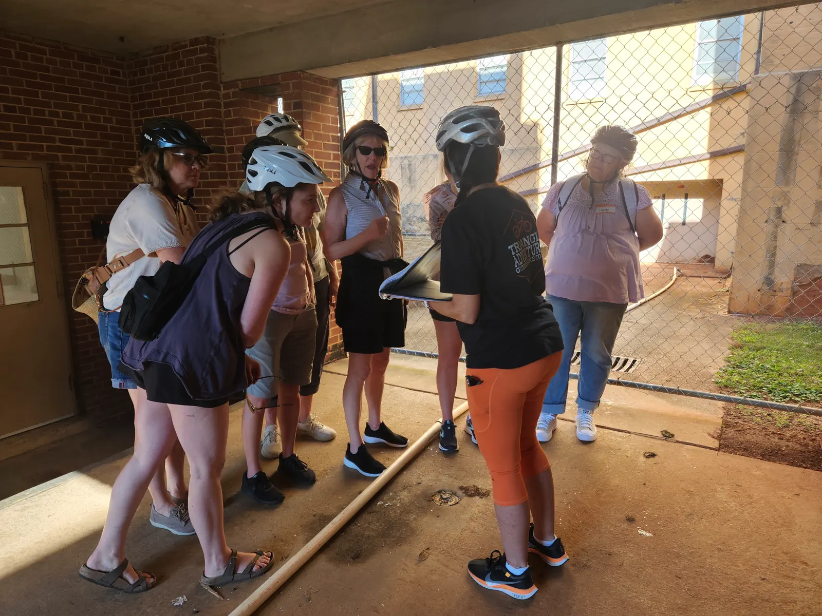 Guided Raleigh ghost and mystery tour group